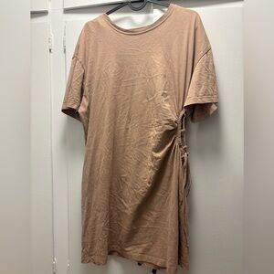 Like New Bershka Light Brown Cut-Out T shirt dress Size L.